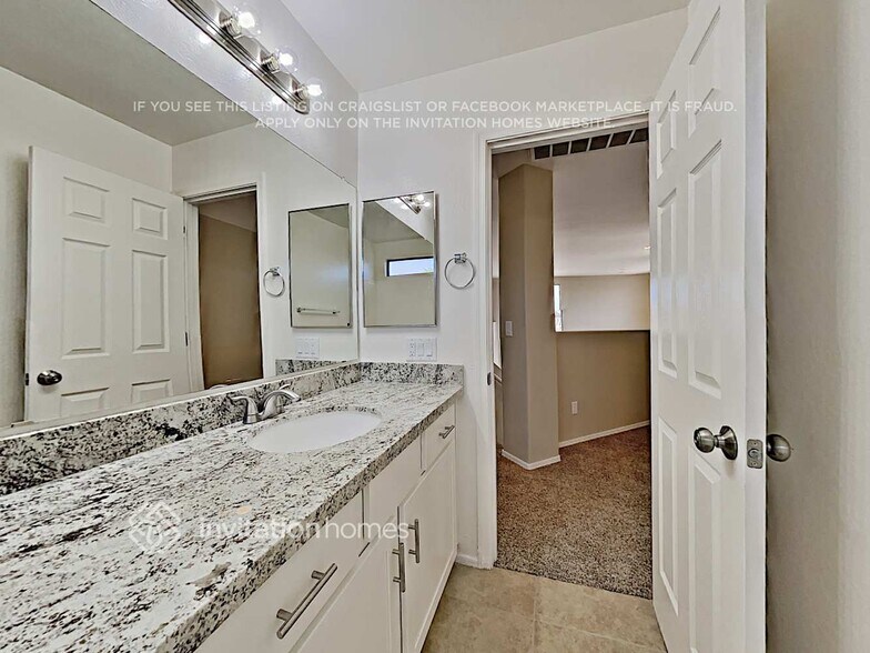 Building Photo - 16105 N 159th Dr