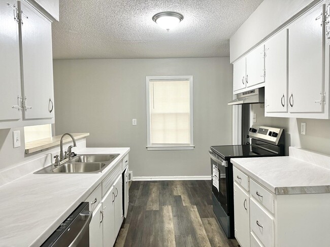 Building Photo - 2784 Bragg Ln