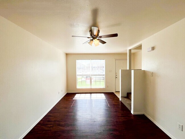 Building Photo - 4207 July Dr