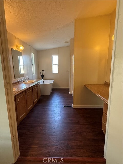 Building Photo - 45492 Sleepy Hollow Ln