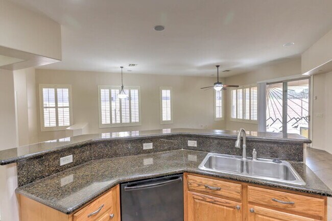 Building Photo - Rancho Sahuarita Gated Community