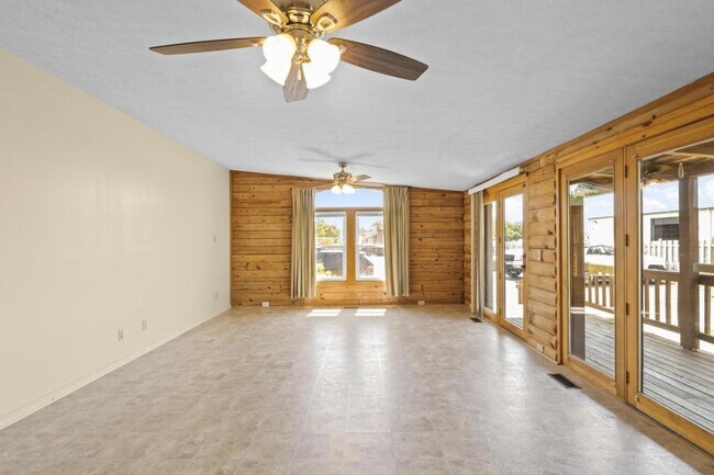 Building Photo - 118 Agape Wy