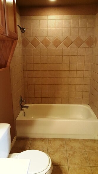 Building Photo - 2509 Jake Dr