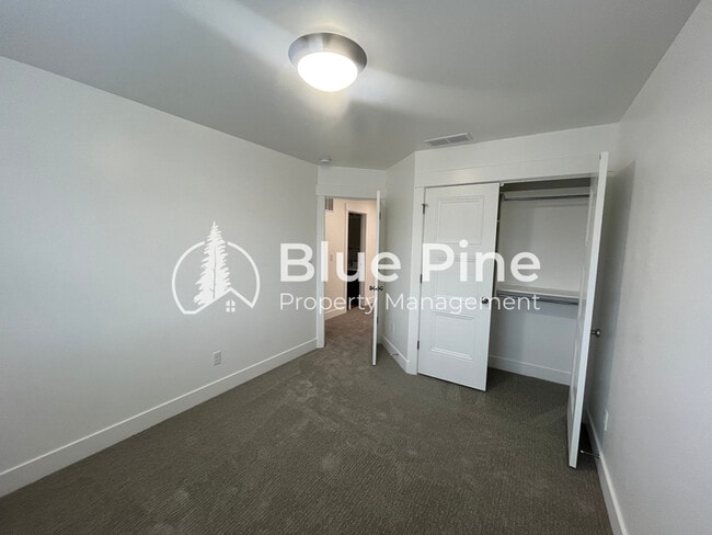 Building Photo - 3015 Kealoha Ct