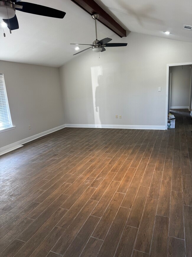 Building Photo - 7718 Reindeer St