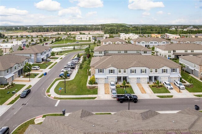 Building Photo - 14302 Editors Note St