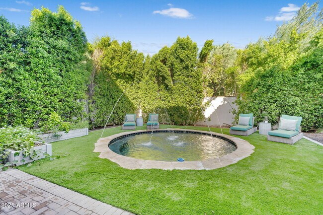 Building Photo - 3507 North 39th Pl