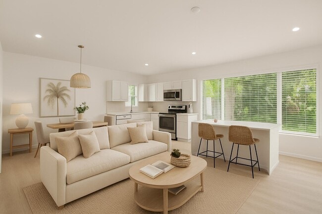 Building Photo - 121 S Lake Dr