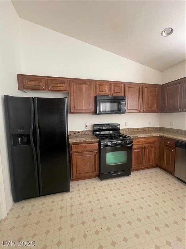 Building Photo - 133 Cooks Creek Ct