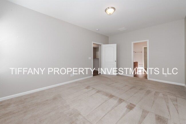 Building Photo - 8219 Romana Red Ln