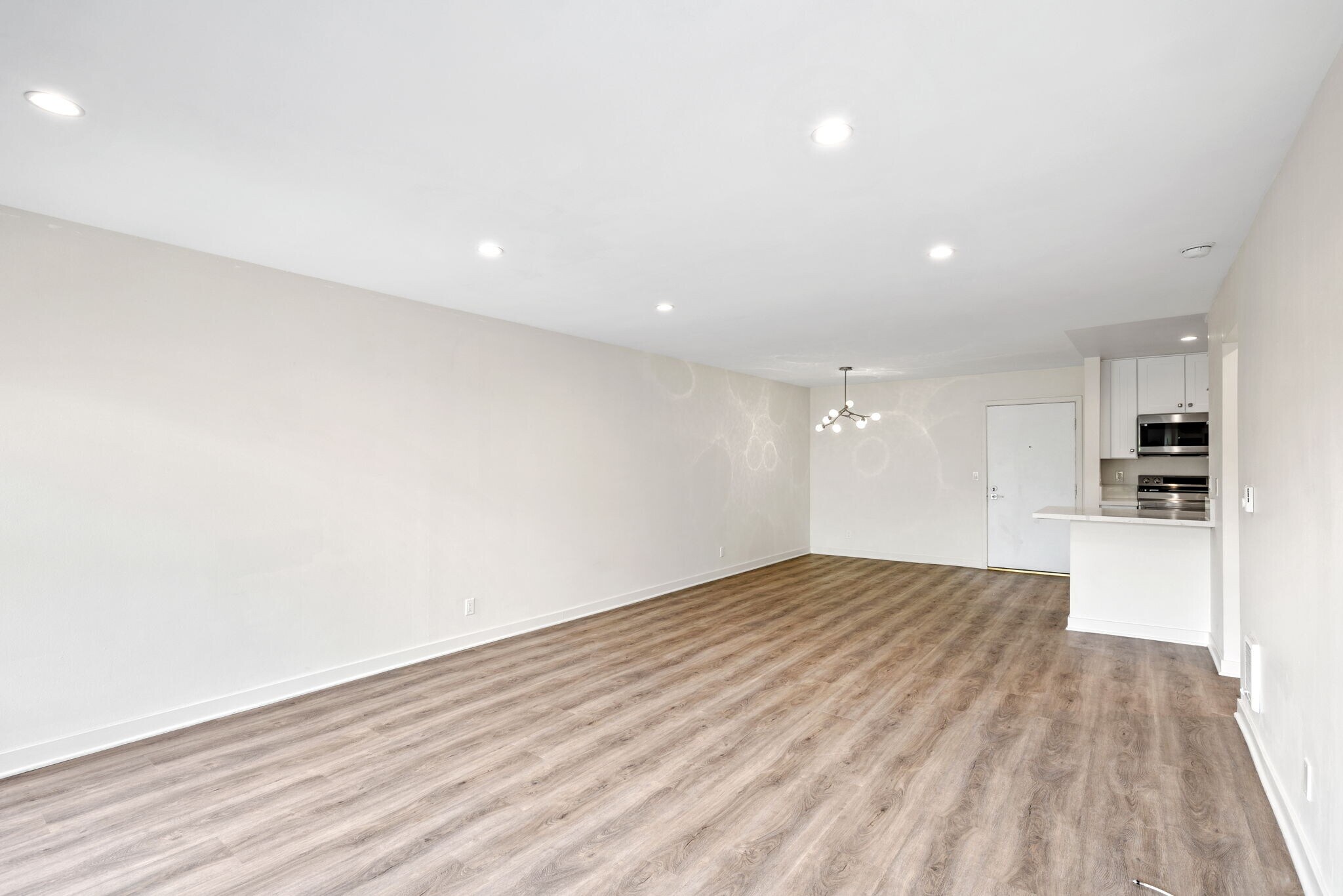 Building Photo - 7742 Redlands St