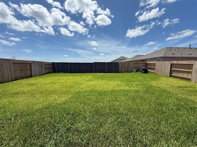 Building Photo - 16535 Mesquite Fld Dr
