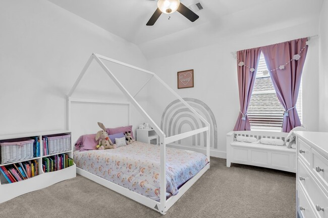 Building Photo - 426 Glacier Pass