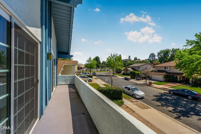 Building Photo - 327 Bethany St