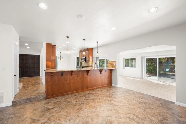 Building Photo - Chula Vista