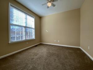 Building Photo - 1120 Hunters Cove