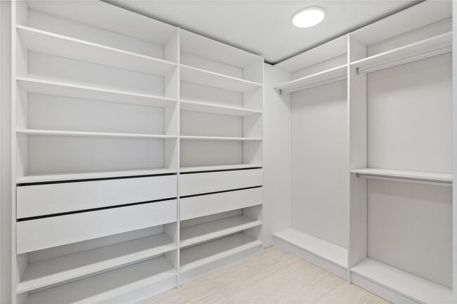 Building Photo - 153 N Seabreeze Blvd