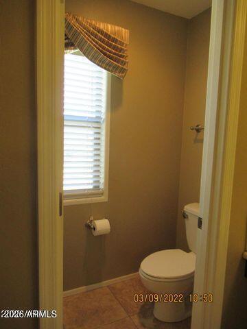 Building Photo - 3928 E Parkview Dr