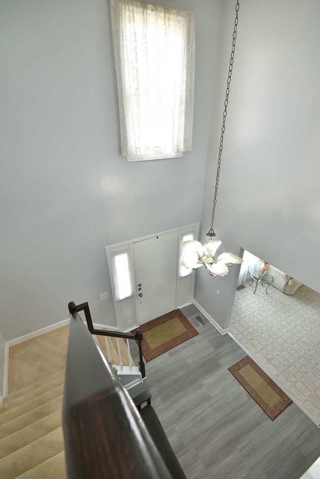 Building Photo - 1557 Scottdale Cir