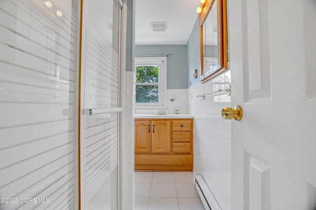 Building Photo - 1209 16th Ave