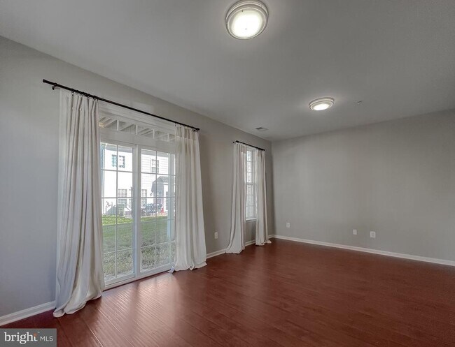 Building Photo - 23117 Primrose Wy