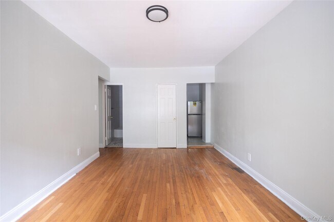 Building Photo - 160 W 132nd St
