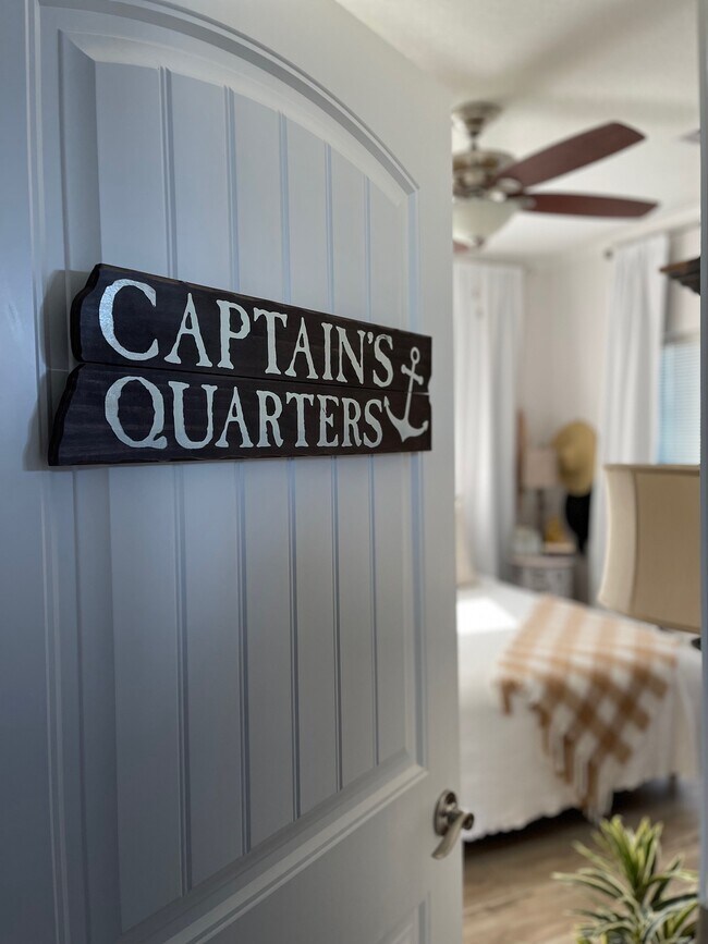 Building Photo - 971 Kent Dr