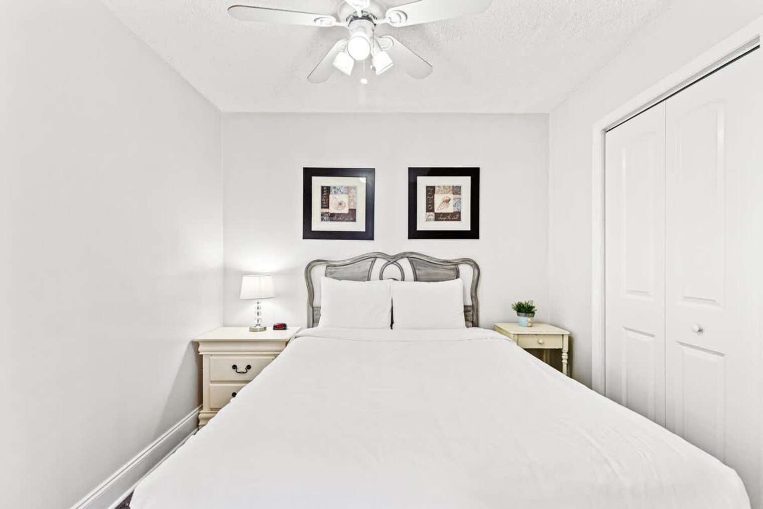 Building Photo - 8815 Thomas Dr