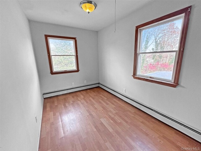 Building Photo - 143 Walter Ave