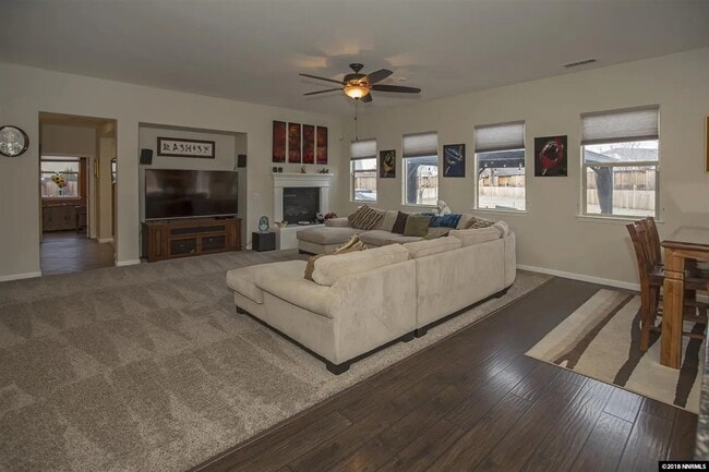 Building Photo - 5090 Chappelet Dr