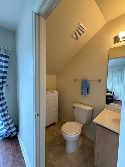 Building Photo - 35821 S Gloucester Cir