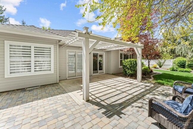 Building Photo - Beautiful Single Family Home in Banbury Go...