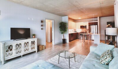 Building Photo - 1029 W Addison St