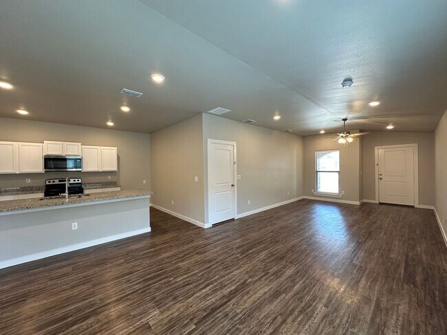 Building Photo - Pre-leasing for June: Frenship ISD!
