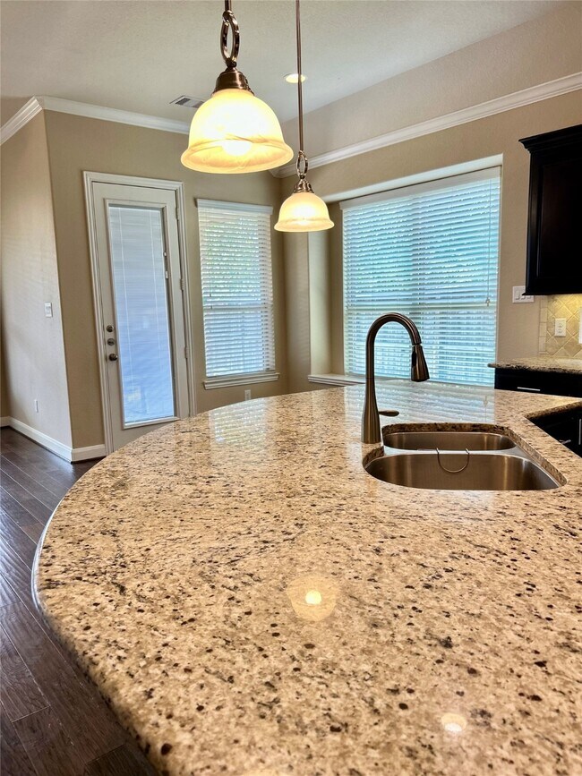 Building Photo - 27239 Aspen Falls Ln