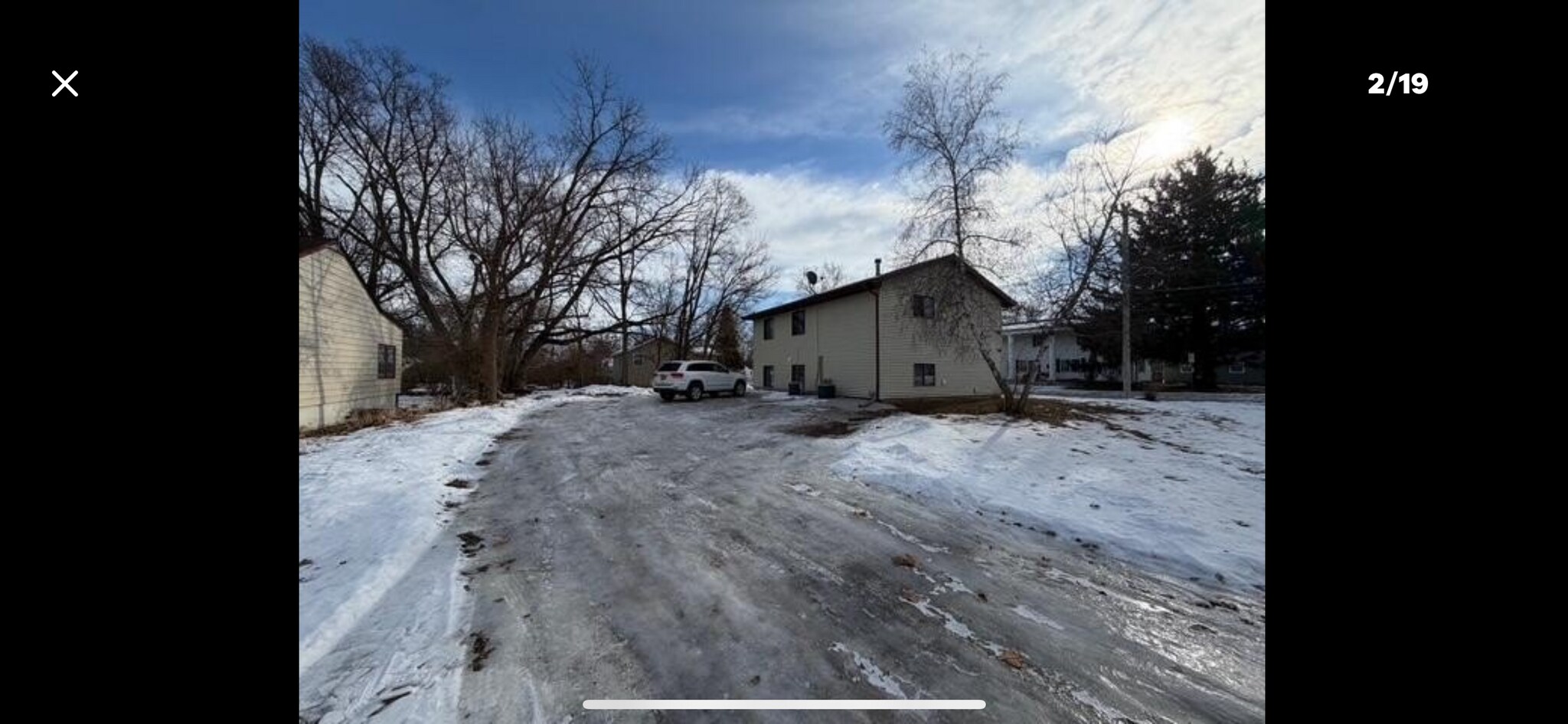 Parking - 216 S Franklin Ave