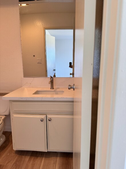 Building Photo - 2425 Purdue Ave