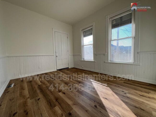 Building Photo - 1116 N 13th St