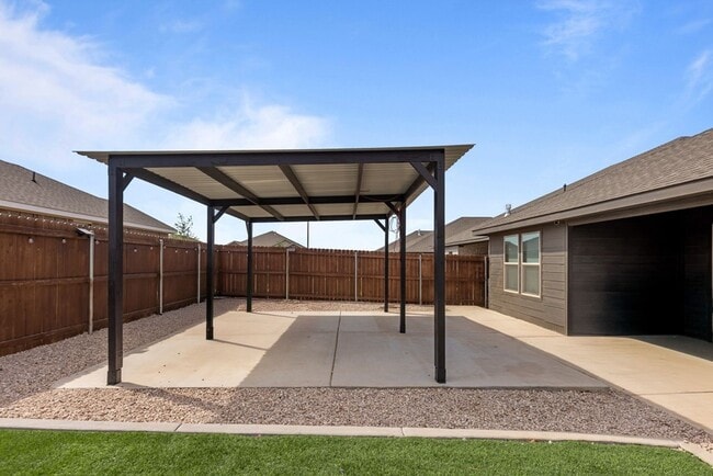 Building Photo - 7108 Red Cyn Rd