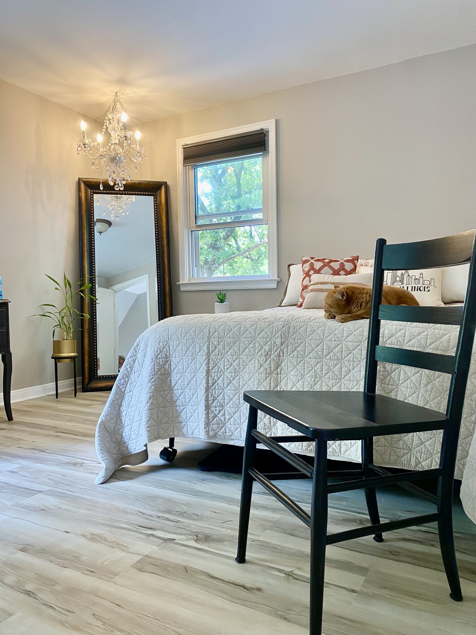 Building Photo - 57 West Hazel Dell Ln