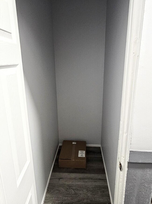 Building Photo - 1 bedroom in Chicago IL 60642