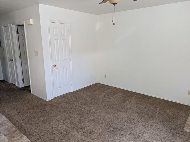 Building Photo - 216 S 100 E