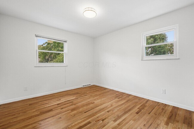 Building Photo - 1701 Moreland Dr