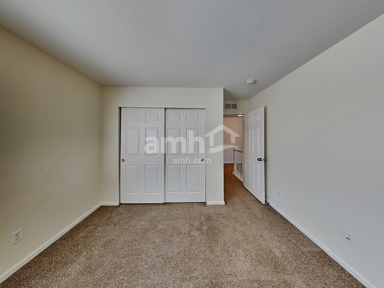 Building Photo - 5252 N Cathay St