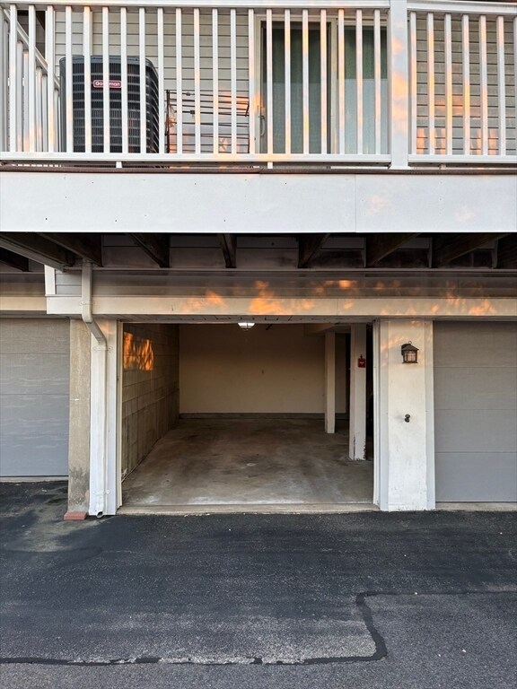 Building Photo - 140 Quincy Ave