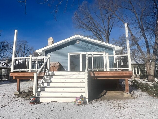 Building Photo - 37 N Channel Dr