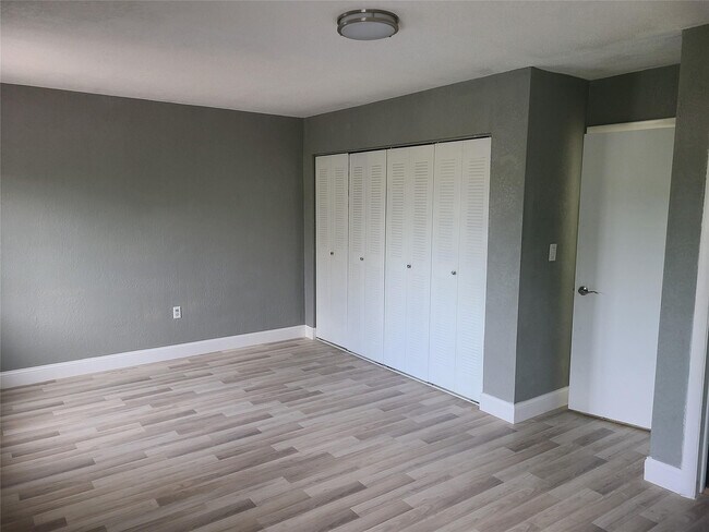 Building Photo - 2775 NW 194th Terrace