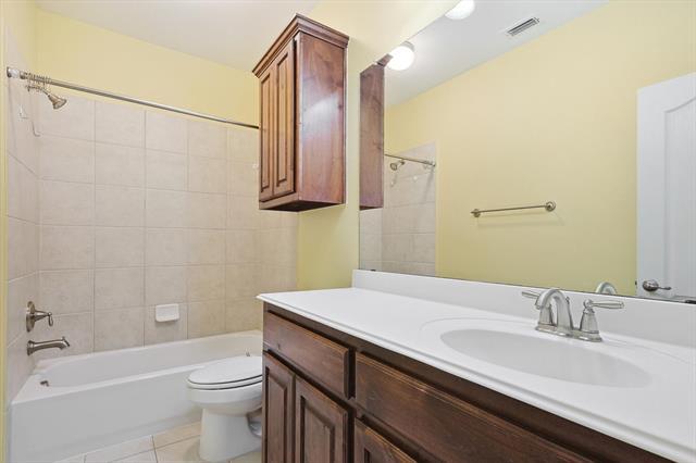 Building Photo - 304 Sir Brine Dr