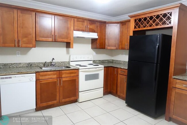 Building Photo - 2745 NW 58th Terrace