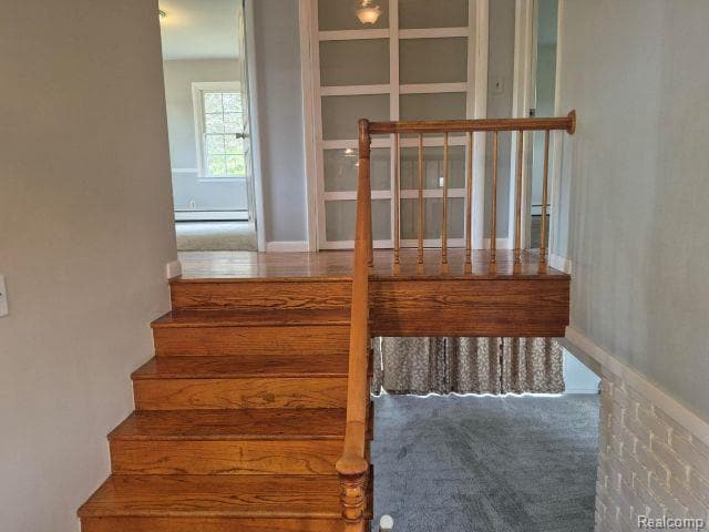 Building Photo - 12387 Milford Rd